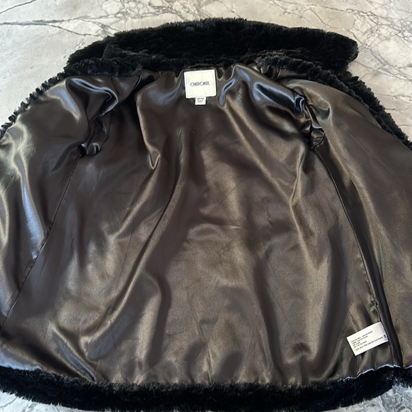 CHEROKEE BLACK FAUX FUR COAT - Picture 7 of 7